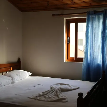 Portside Hostel Shëngjin